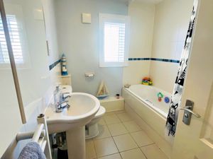 Photo 28- click for photo gallery